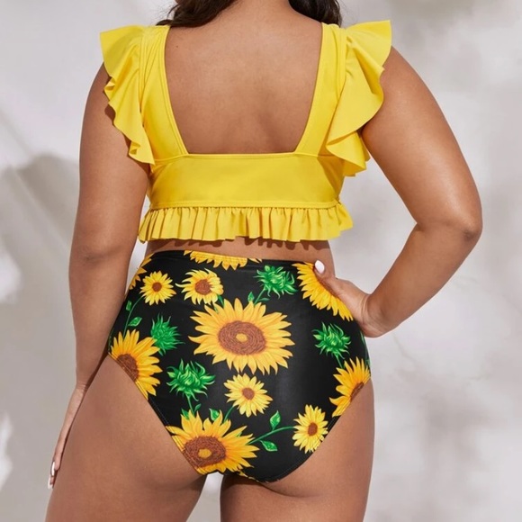 💥PLUS SUNFLOWER PRINT RUFFLE BIKINI SWIMSUIT💥 - Picture 3 of 9